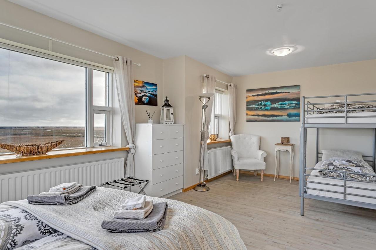 Guesthouse Vatnsholt ภายนอก รูปภาพ